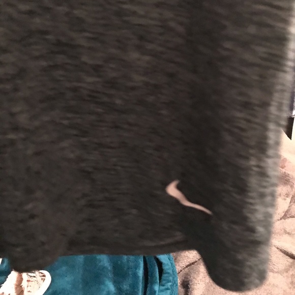 Nike Dri Fit V-Neck - Picture 4 of 4